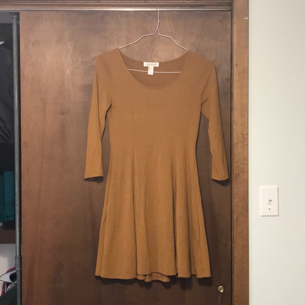 *SOLD* Golden long sleeve dress